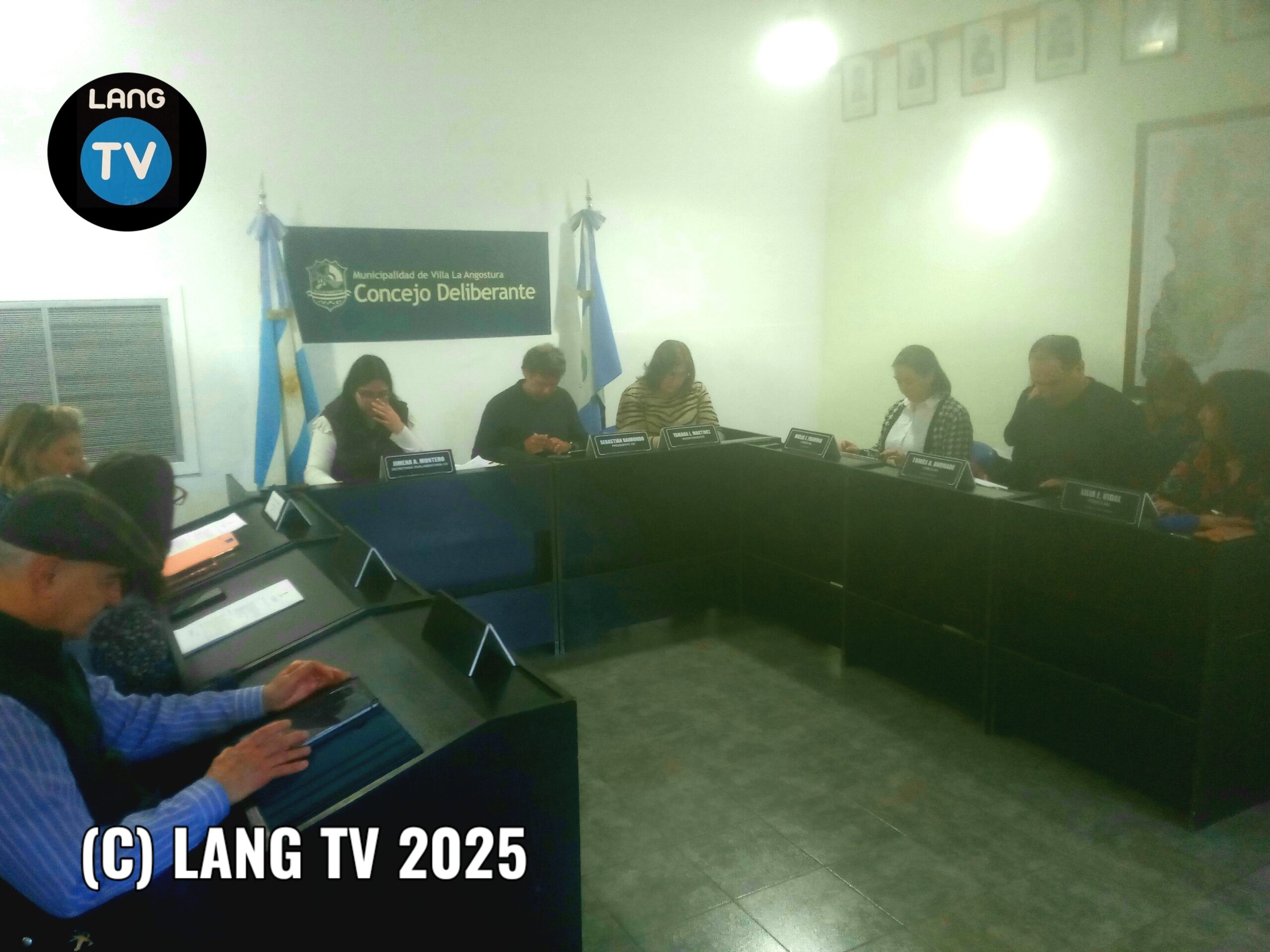 SOCIEDAD: SE BUSCA DEFENSOR/A DEL PUEBLO