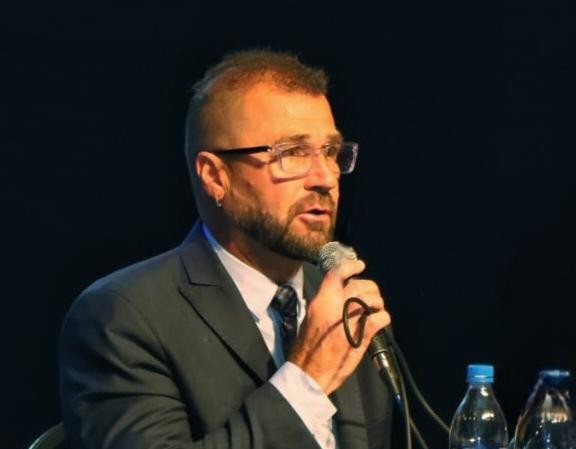 JUSTICIA: LXS MIGRANTES TIENEN DERECHOS, DEBEN SER RESPETADOS Y NO TIENE QUE VER LAS CUESTIONES PRESUPUESTARIAS (PROFESOR RAUL FRANCO)