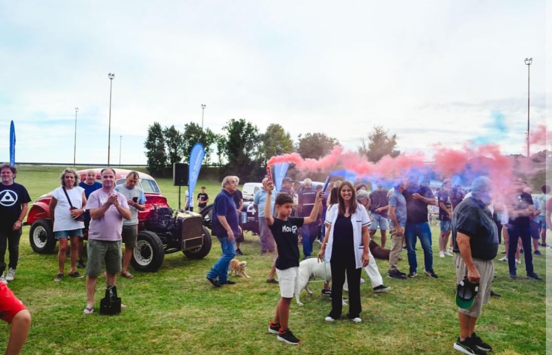 CULTURA: ASI FUE LA INAUGURACION DE LAS ESCULTURAS A LOS EMILIOZZI QUE HIZO EL ANGOSTURENSE ZERNERI