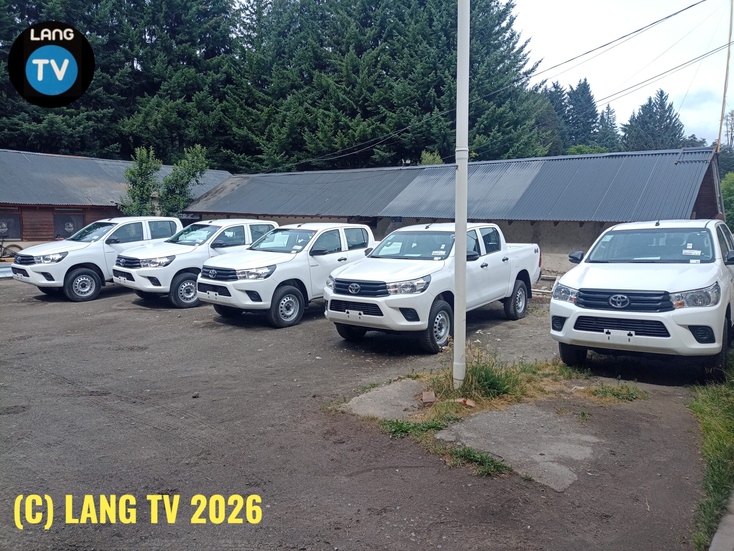 MUNICIPALIDAD: LUEGO DE 537 DIAS LAS SECRETARIAS TIENEN SUS CAMIONETAS