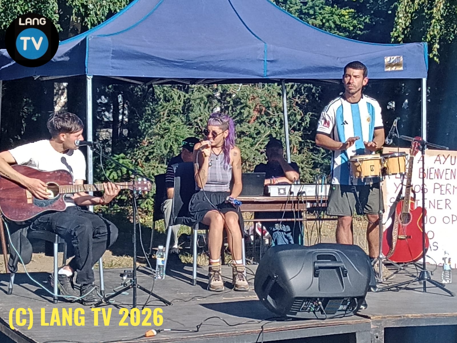 SOCIEDAD: CONCURRIDO FESTIVAL SOLIDARIO POR EPUYÉN