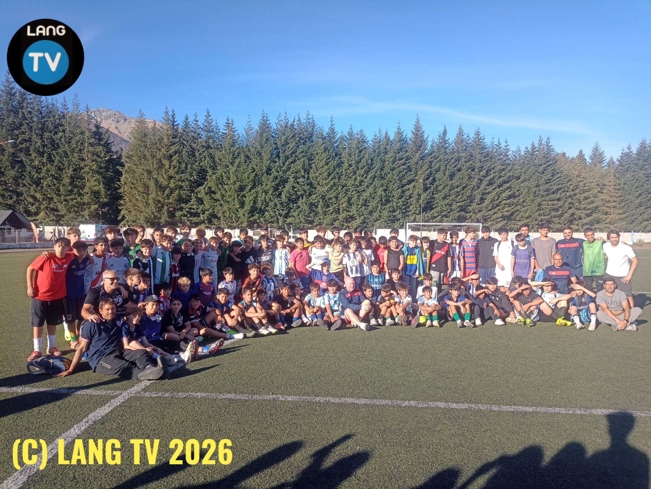 DEPORTES: CAMPUS DE FUTBOL FORMATIVO 2026 EN ANGOSTURA