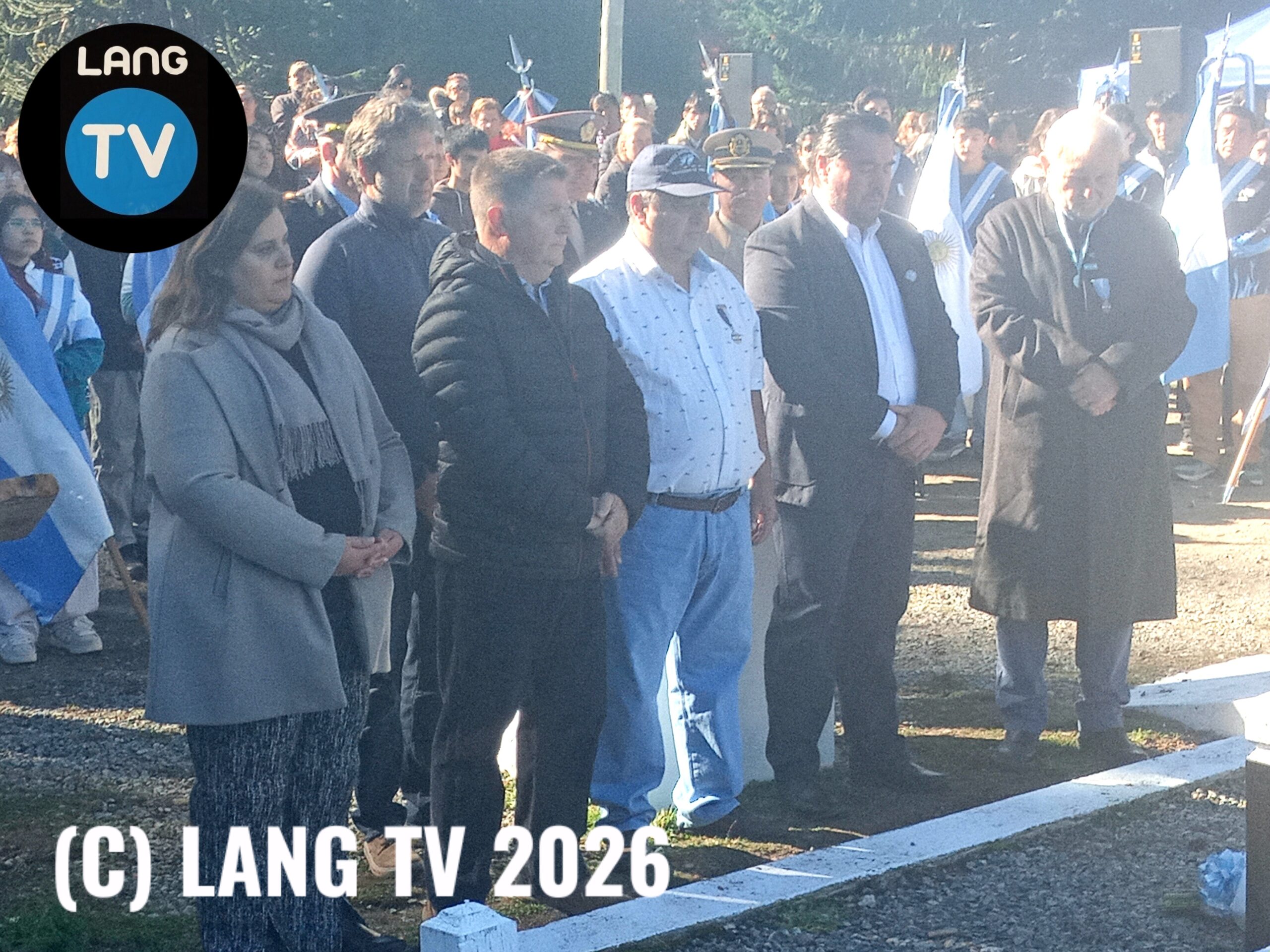 SOCIEDAD: EMOTIVO ACTO POR MALVINAS