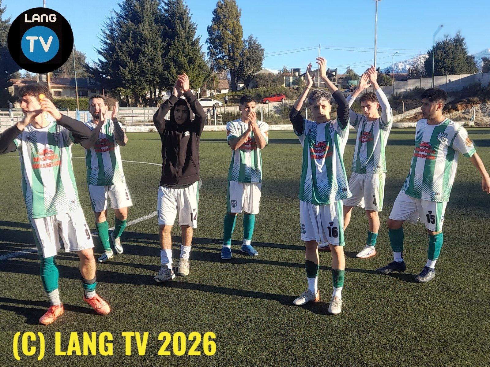 DEPORTES: SIAMO FUORI, PIEDRITAS Y UNA DERROTA QUE LO DEJA PRÁCTICAMENTE FUERA DE LA COPA BARILOCHE (0-4 CON TORINO)