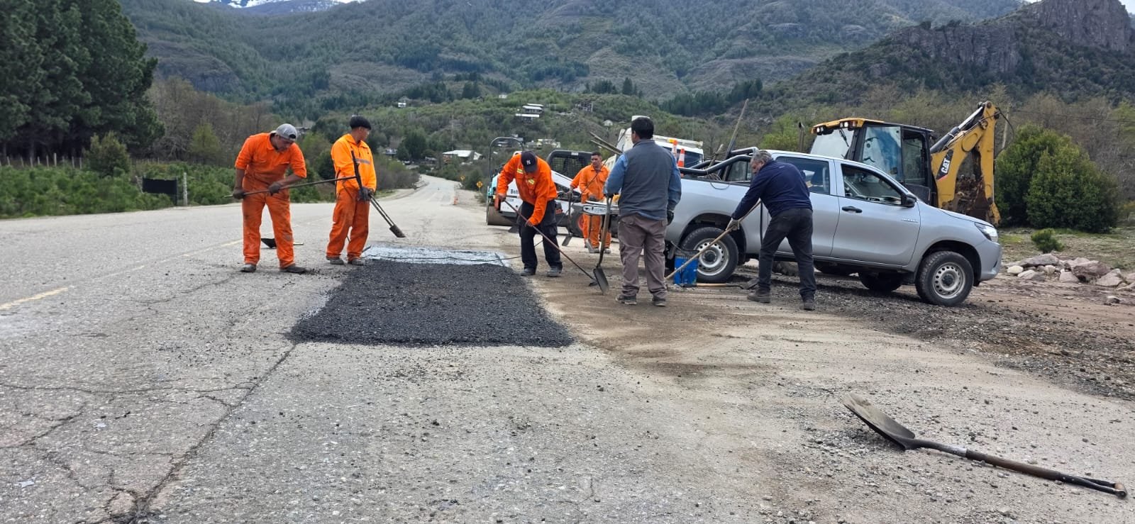 SEGURIDAD: VIALIDAD NACIONAL ESTA REPARANDO LA RN 40 – 7 LAGOS